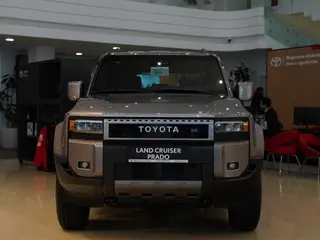 Toyota Land Cruiser Prado Luxe+