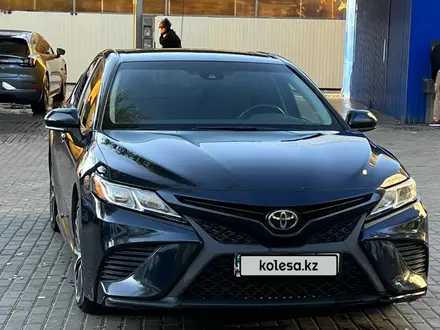 Toyota Camry 2019 года за 13 334 886 тг. в Алматы