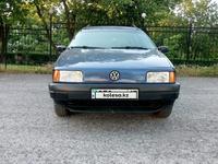 Volkswagen Passat 1990 годаүшін1 800 000 тг. в Шымкент