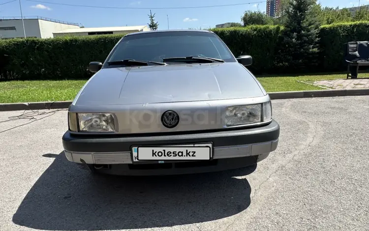 Volkswagen Passat 1992 годаүшін1 500 000 тг. в Караганда