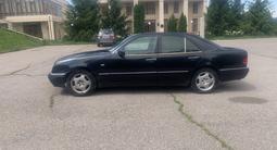 Mercedes-Benz E 320 1996 года за 2 500 000 тг. в Алматы – фото 3