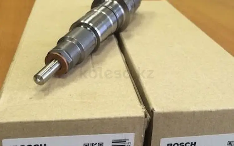 Форсунка PC300-8 Komatsu SAA6D114E за 110 000 тг. в Алматы