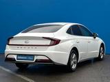 Hyundai Sonata 2021 года за 9 210 000 тг. в Алматы – фото 3