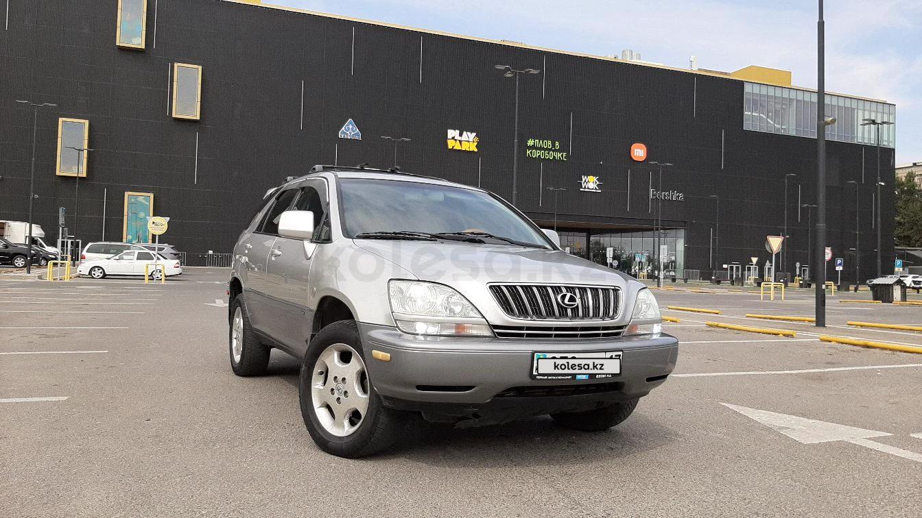 Lexus RX 300 2001 г.