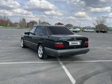 Mercedes-Benz E 280 1994 года за 3 700 000 тг. в Кызылорда – фото 13