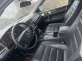 Volkswagen Touareg 2006 годаfor4 500 000 тг. в Усть-Каменогорск – фото 3