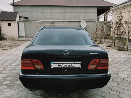 Mercedes-Benz E 320 1999 года за 4 000 000 тг. в Актау – фото 5