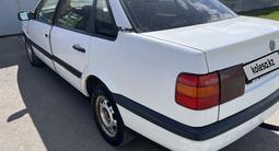 Volkswagen Passat 1993 года за 600 000 тг. в Астана – фото 3