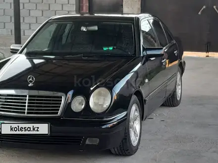 Mercedes-Benz E 280 1998 года за 3 100 000 тг. в Шымкент – фото 3
