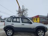 Chevrolet Niva 2012 года за 2 300 000 тг. в Уральск – фото 2