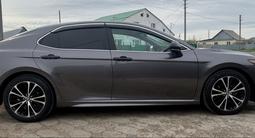 Toyota Camry 2018 года за 10 000 000 тг. в Уральск