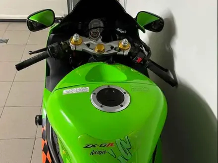 Kawasaki  ZX6R 2006 года за 2 800 000 тг. в Петропавловск – фото 5