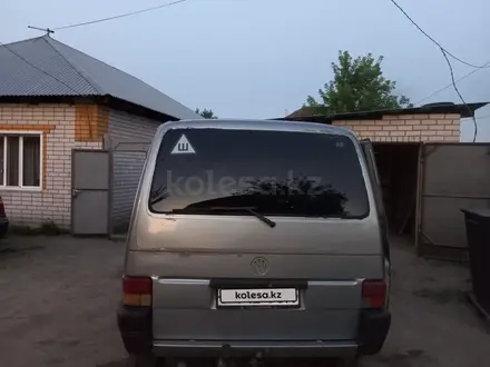 Volkswagen Multivan 1991 года за 2 800 000 тг. в Семей – фото 7