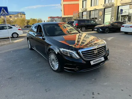 Mercedes-Benz S 500 2015 года за 13 000 000 тг. в Атырау