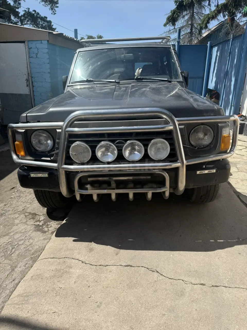 Nissan Patrol, 1996