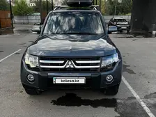 Mitsubishi Pajero, 2008