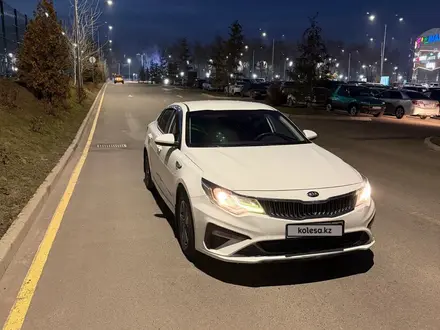 Kia K5 2018 года за 7 000 000 тг. в Алматы – фото 6
