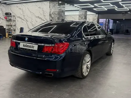 BMW 7 Series, 2011