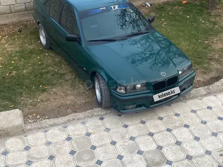 BMW 320 1993 года за 1 100 000 тг. в Шымкент