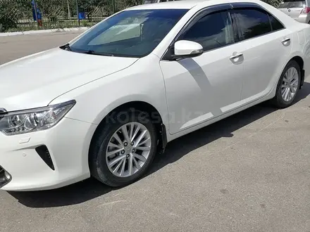 Toyota Camry 2015 года за 10 700 000 тг. в Рудный – фото 7