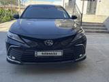 Toyota Camry 2023 года за 19 000 000 тг. в Туркестан – фото 2