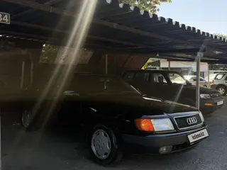 Audi 100