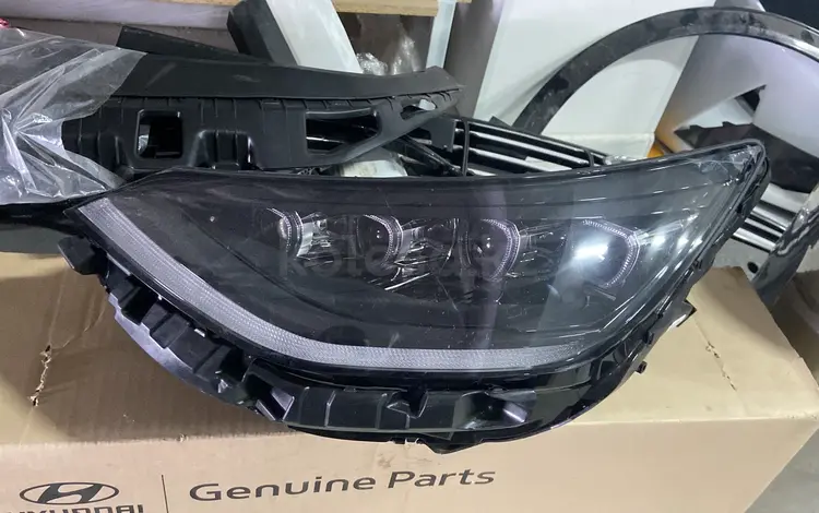 Hyundai Sonata передний фарыfor270 000 тг. в Актау