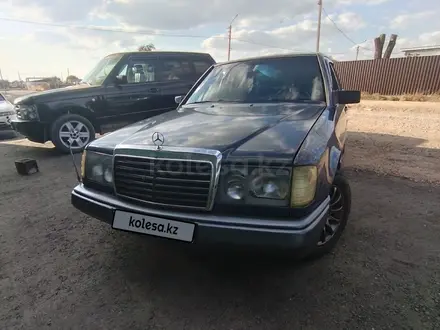 Mercedes-Benz E 200 1993 года за 1 400 000 тг. в Балхаш – фото 6