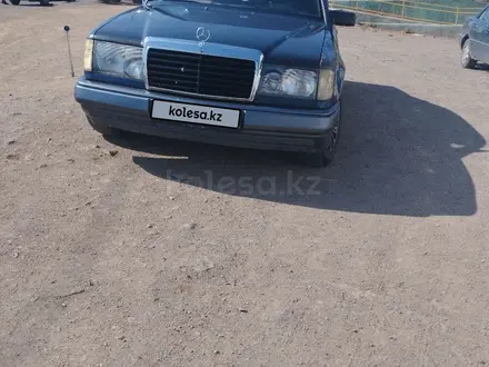 Mercedes-Benz E 200 1993 года за 1 400 000 тг. в Балхаш