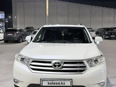Toyota Highlander 2011 года за 10 500 000 тг. в Алматы
