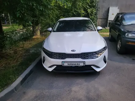 Kia K5 2021 года за 12 900 000 тг. в Алматы – фото 10