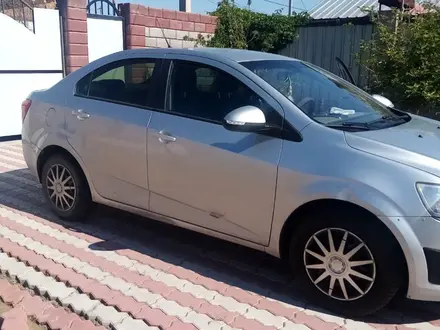 Chevrolet Aveo 2014 года за 2 700 000 тг. в Конаев (Капшагай) – фото 2