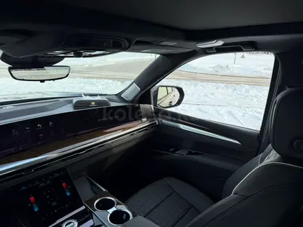 Cadillac Escalade 2025 года за 110 000 000 тг. в Астана – фото 18