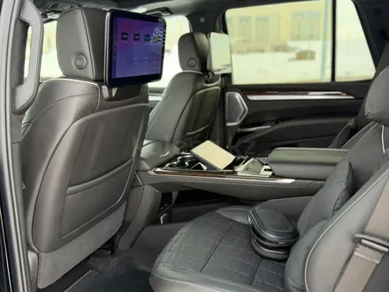 Cadillac Escalade 2025 года за 110 000 000 тг. в Астана – фото 6