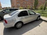 Volkswagen Bora 1998 года за 1 700 000 тг. в Костанай – фото 2