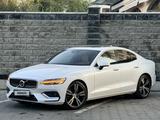 Volvo S60 2022 года за 13 999 999 тг. в Алматы