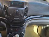 Chevrolet Orlando 2014 годаүшін4 900 000 тг. в Атырау – фото 2