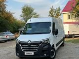 Renault Master 2022 года за 17 800 000 тг. в Астана