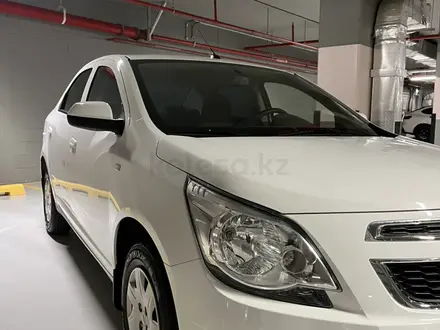 Chevrolet Cobalt 2024 года за 5 790 000 тг. в Астана – фото 4