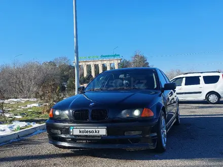 BMW 328 1999 года за 2 900 000 тг. в Шымкент