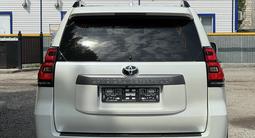 Toyota Land Cruiser Prado 2022 года за 25 900 000 тг. в Актобе – фото 5