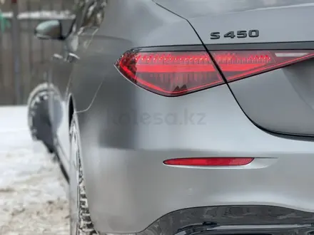 Mercedes-Benz S 450 2022 года за 71 000 000 тг. в Астана – фото 24