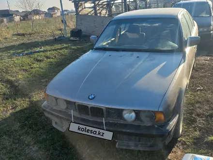 BMW 520 1989 года за 900 000 тг. в Алматы – фото 11