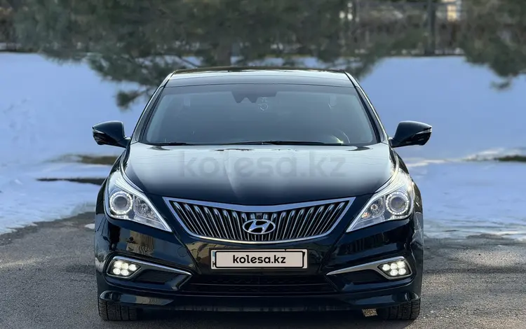 Hyundai Grandeur 2014 годаfor9 800 000 тг. в Шымкент