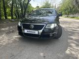 Volkswagen Passat 2009 года за 5 000 000 тг. в Алматы – фото 2