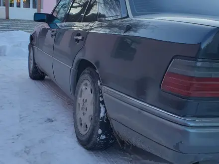 Mercedes-Benz E 200 1994 года за 1 500 000 тг. в Туркестан – фото 4