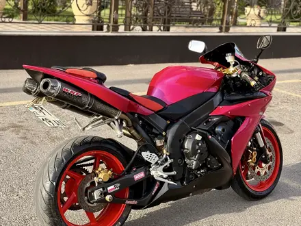 Yamaha  YZF-R1 2004 года за 2 500 000 тг. в Алматы – фото 2
