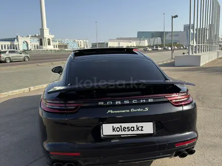 Porsche Panamera 2018 года за 65 000 000 тг. в Астана