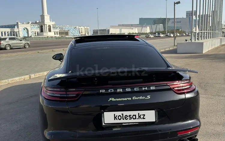 Porsche Panamera 2018 годаfor63 000 000 тг. в Астана