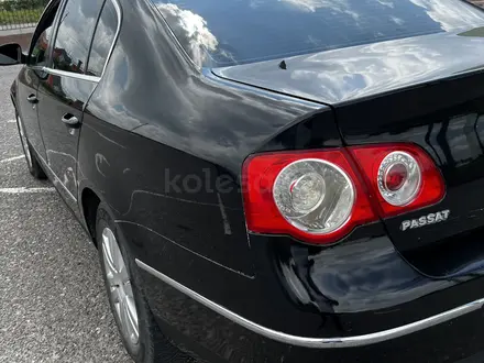 Volkswagen Passat 2005 года за 2 450 000 тг. в Шымкент – фото 7